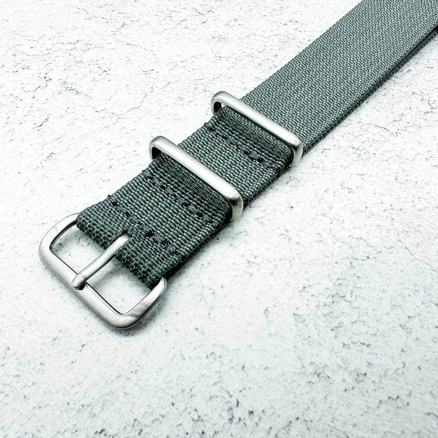 Ribbed NATO Watch Strap Grey 3