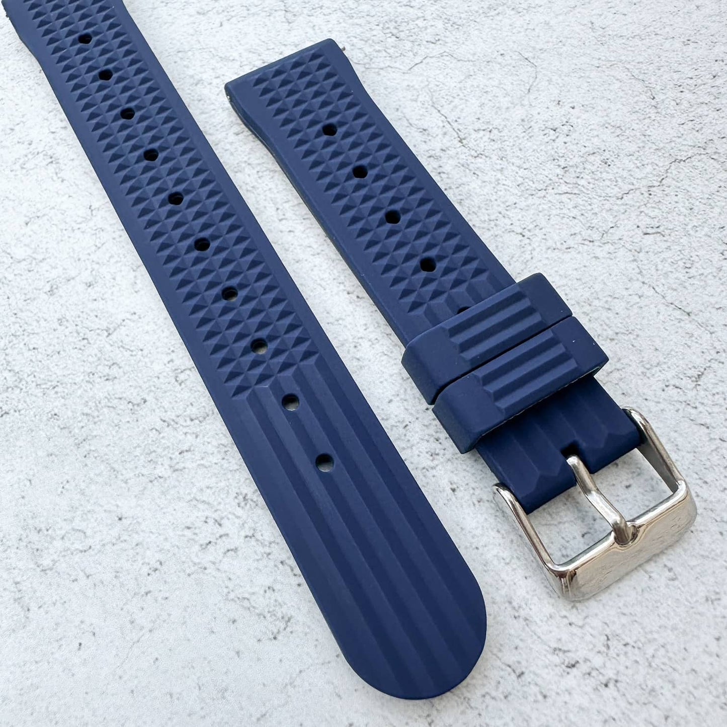Waffle Silicone Dive Watch Strap Dark Blue 4