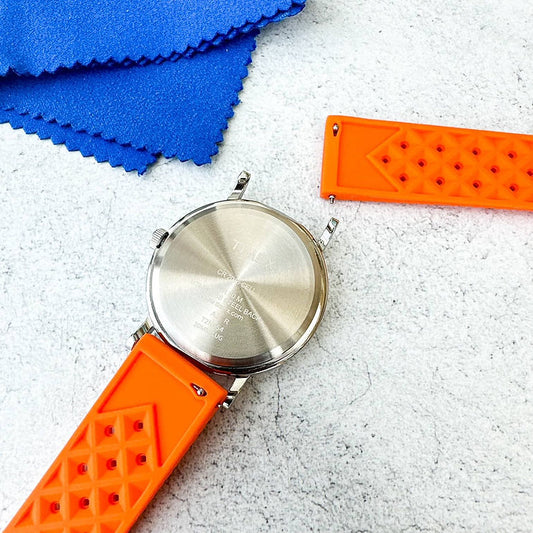 A Guide To Quick Release Watch Straps by The Thrifty Gentleman