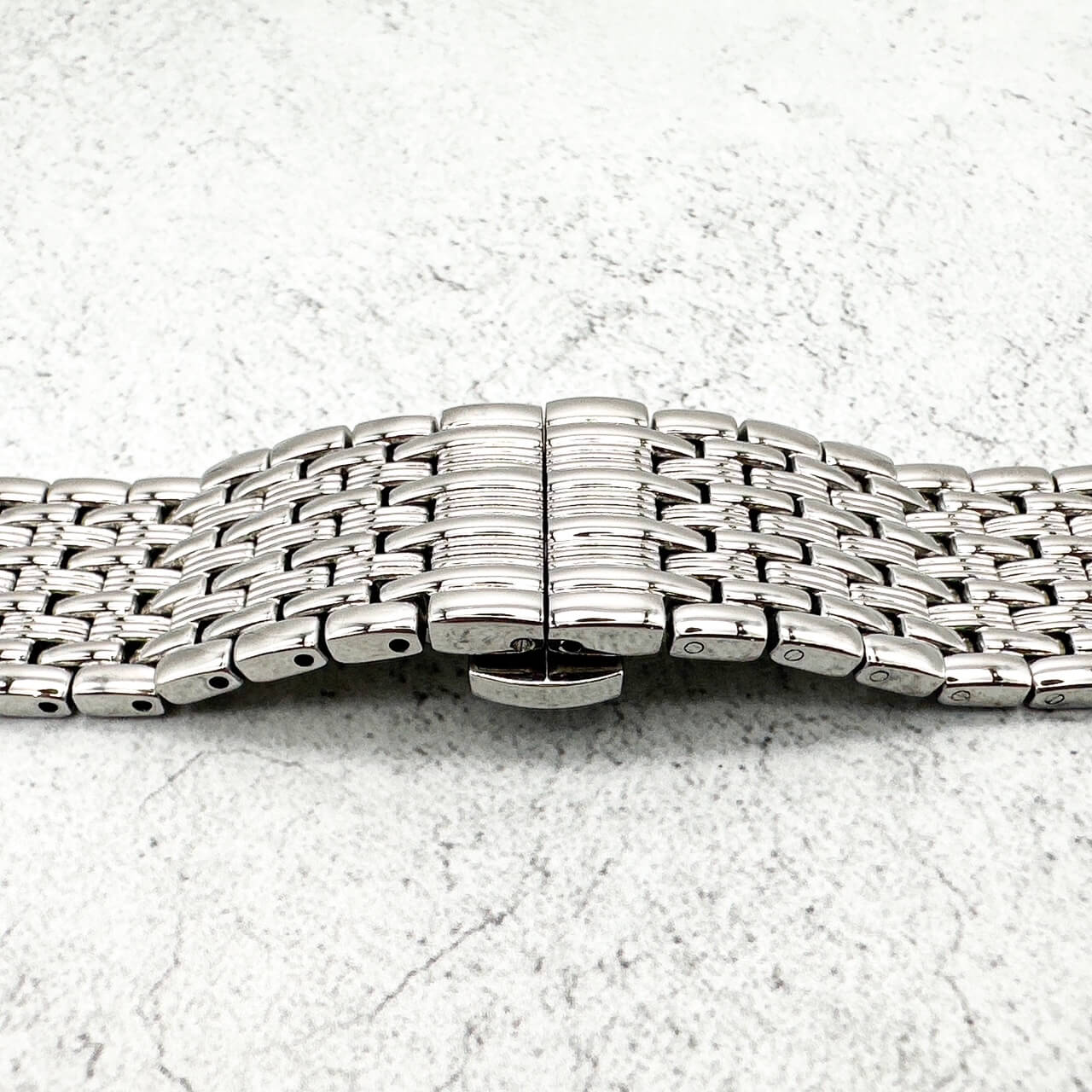 Luxury Polished Stainless Steel Mesh Design Watch Bracelet With Butterfly Clasp 2