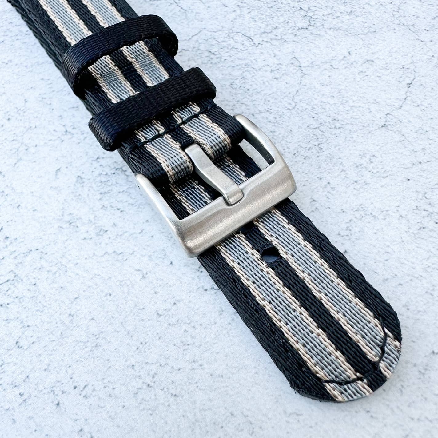 Military Style Two Piece Quick Release Watch Strap Black Beige Grey Bond No Time To Die 3
