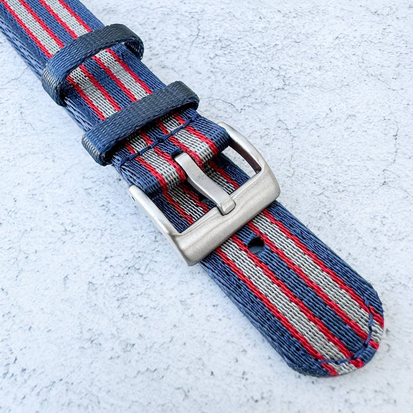 Military Style Two Piece Quick Release Watch Strap Blue Red Grey 3