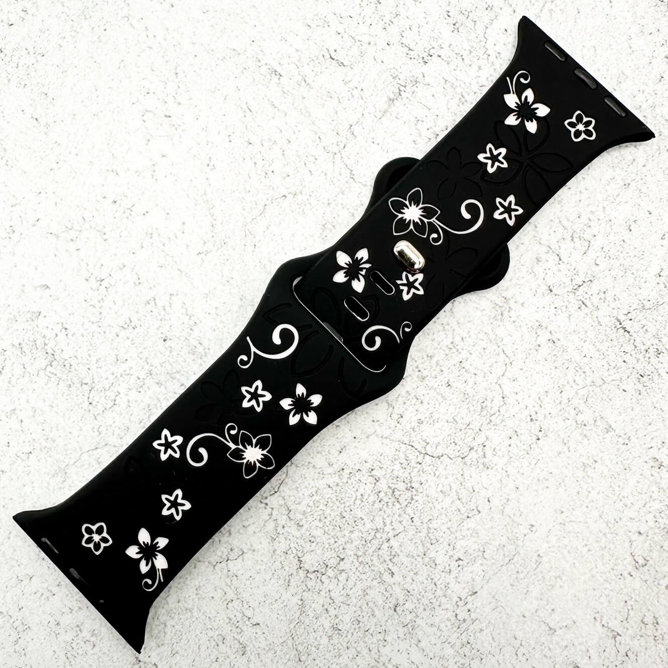 Silicone Floral Engraved Strap For Apple Watch In Black And White 1