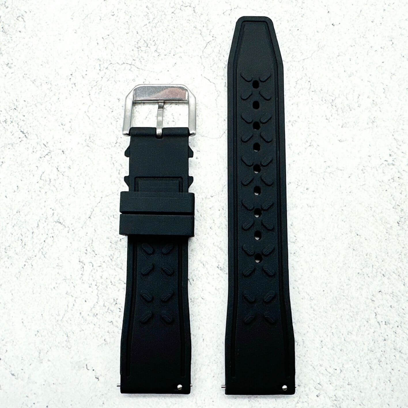 Silicone Pilot Quick Release Watch Strap Black 20mm 22mm The Thrifty Gentleman 3