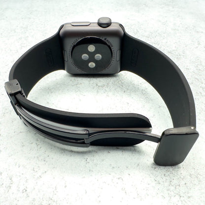 Silicone Strap With Magnetic Clasp For Apple Watch In Black And White 2