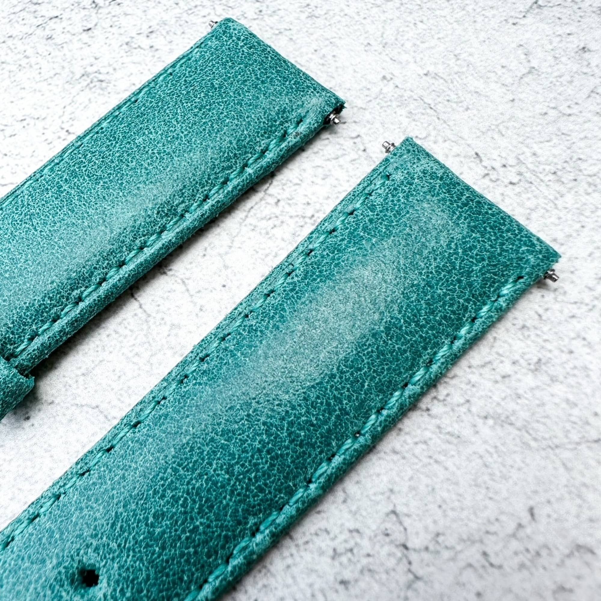 Smooth Grain Genuine Leather Luxury Watch Strap - Turquoise