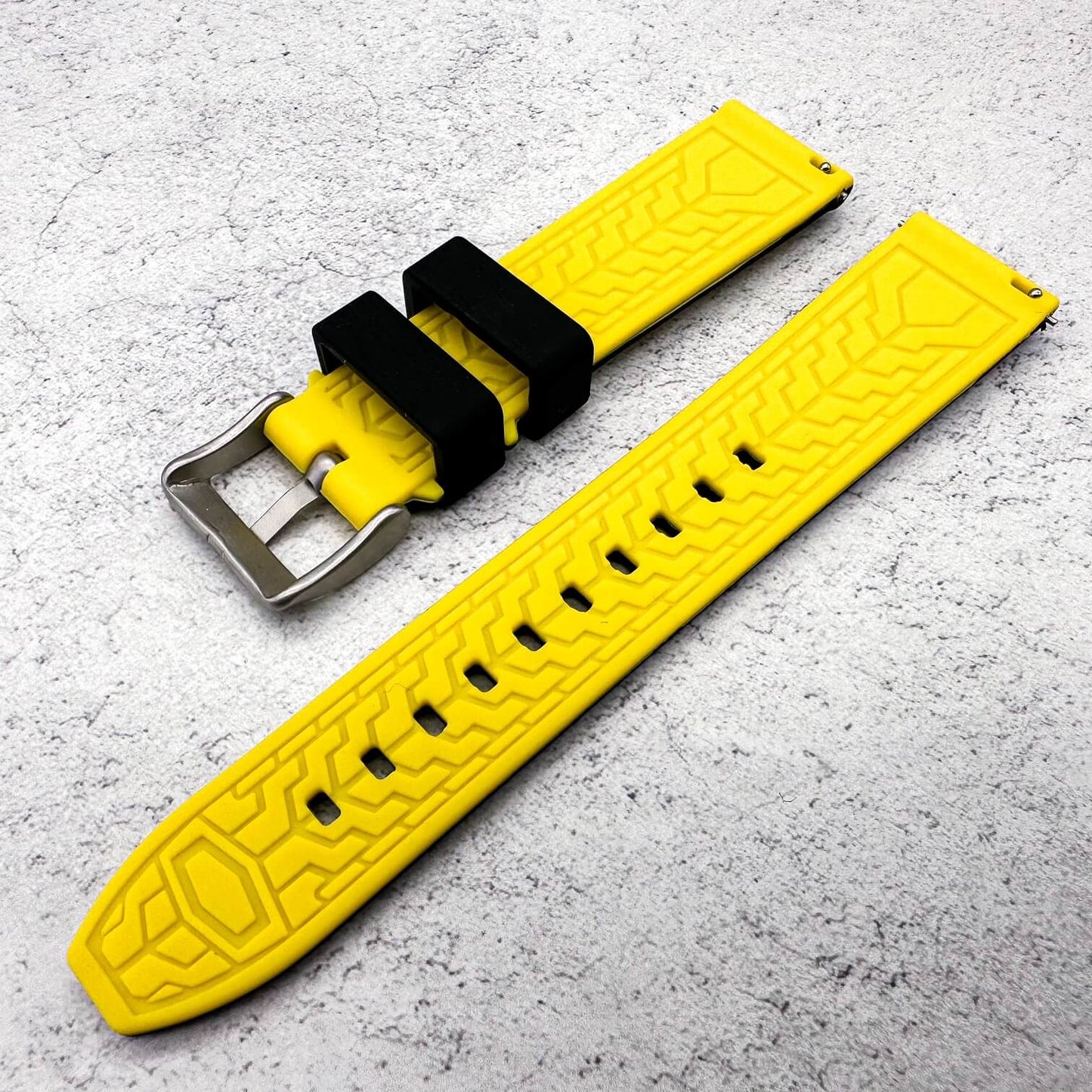 Soft Silicone Dive Watch Strap Two Tone Black Yellow 3