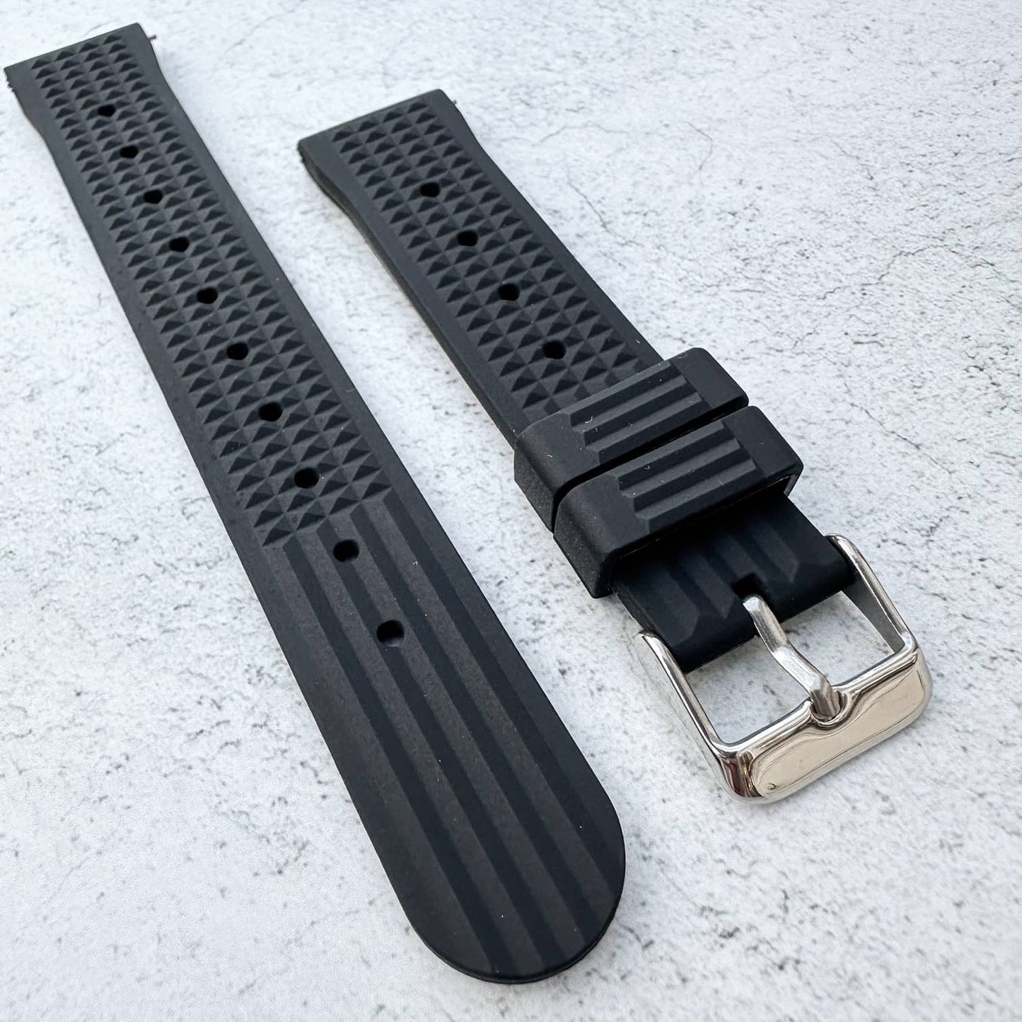 Waffle Silicone Dive Watch Strap Black 4